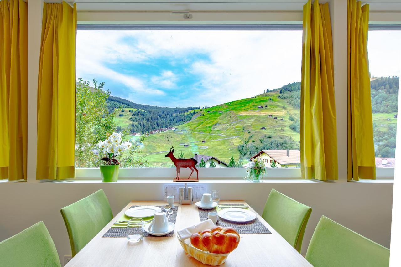 Hotel Vallatscha Curaglia ภายนอก รูปภาพ