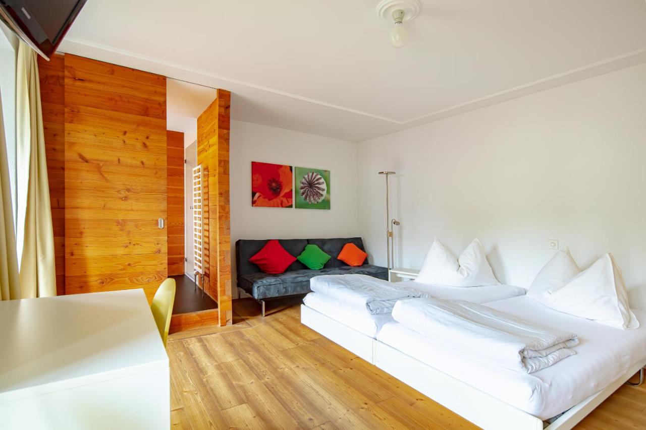 Hotel Vallatscha Curaglia ภายนอก รูปภาพ