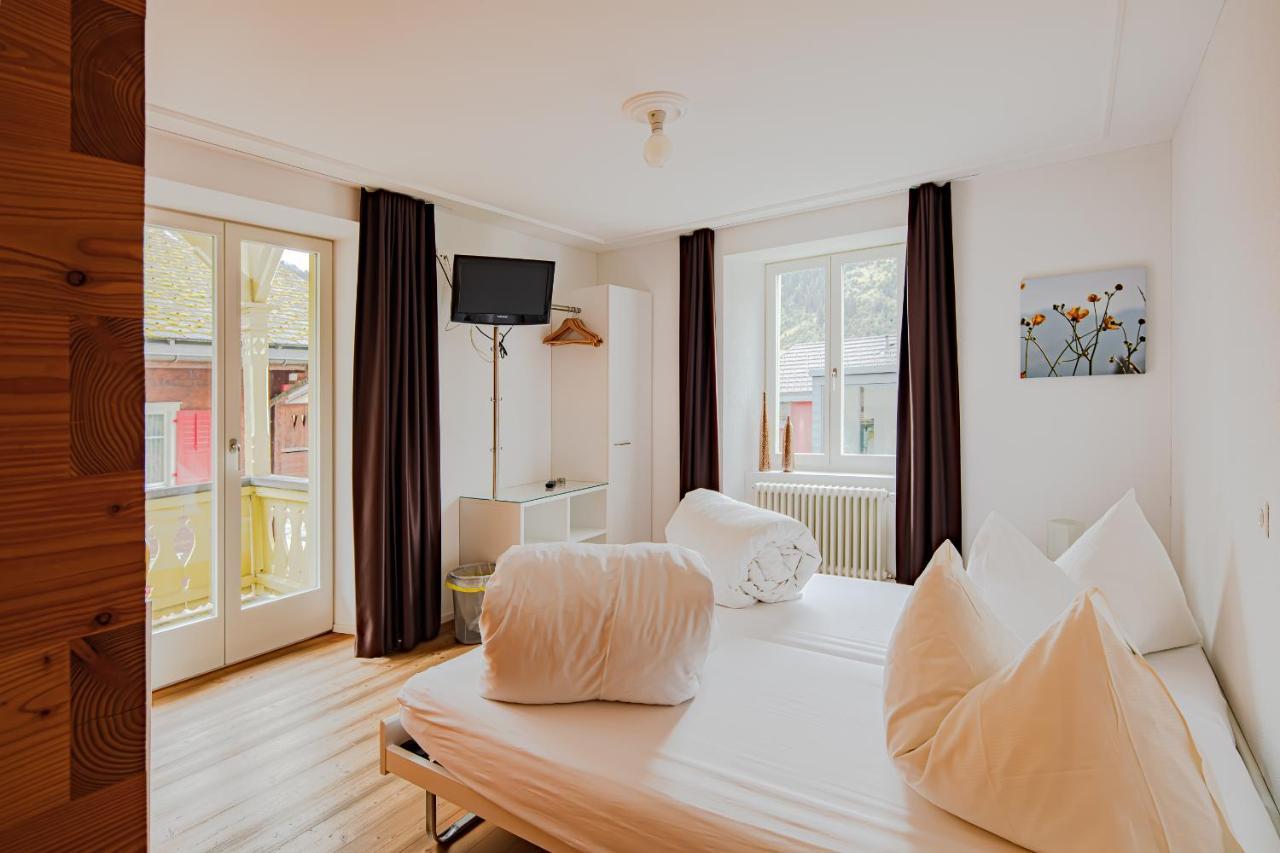 Hotel Vallatscha Curaglia ภายนอก รูปภาพ